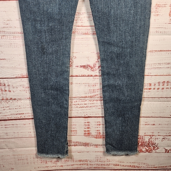 Frame Denim Skinny De Jeanne Frayed Ankle Hem Jeans - Picture 14 of 16